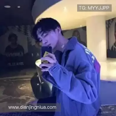 伏秋嫱